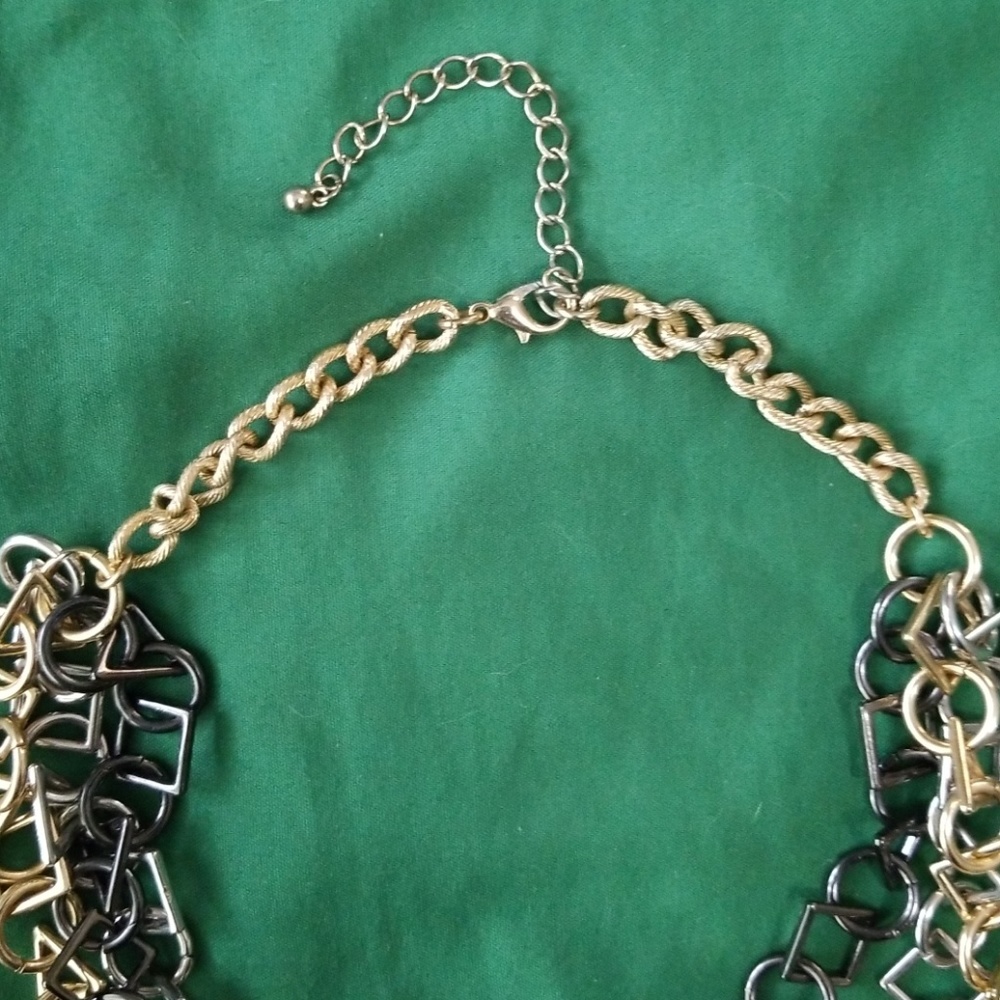 Tri-Stranded Chain Necklace - Picture 3 of 4